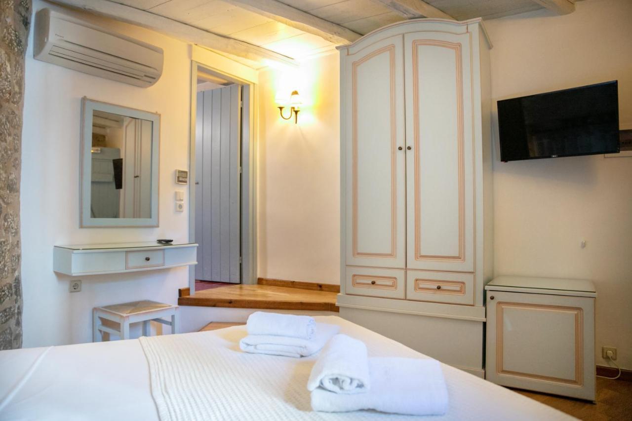 Trapela Areopolis, Boutique Hotel Buitenkant foto