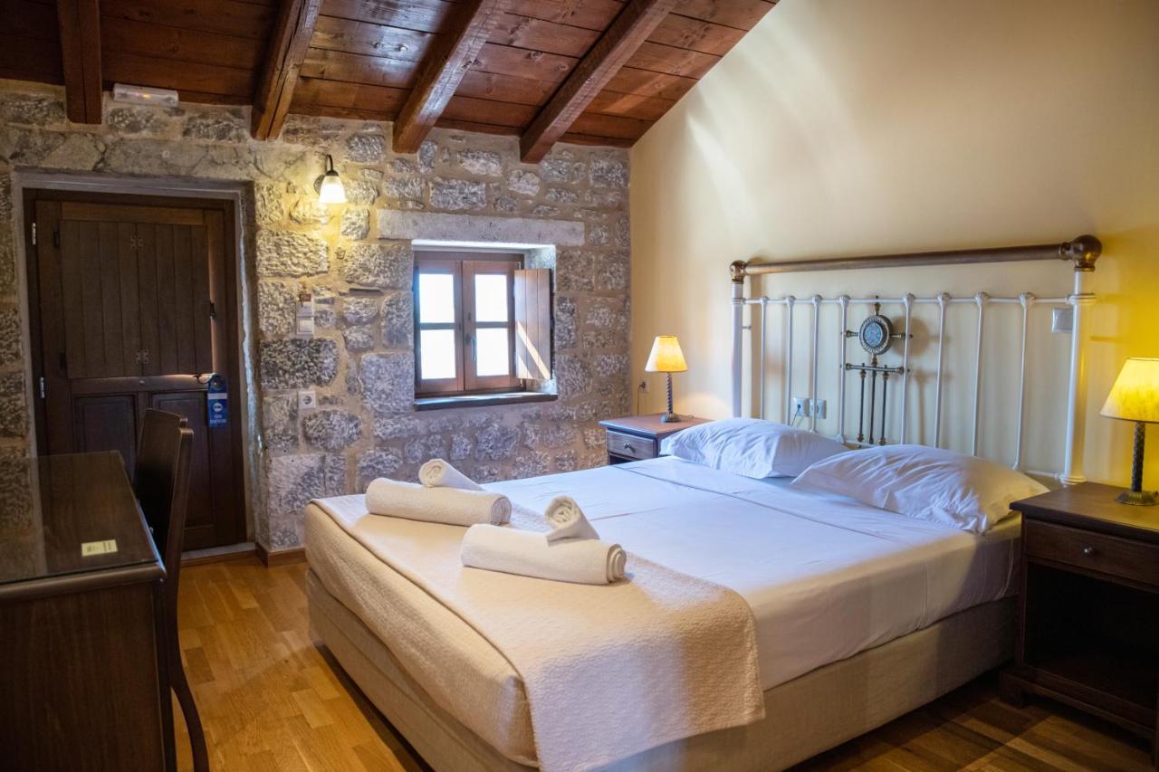 Trapela Areopolis, Boutique Hotel Buitenkant foto