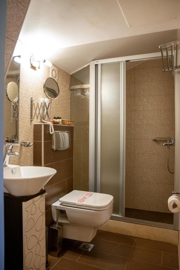 Trapela Areopolis, Boutique Hotel Buitenkant foto